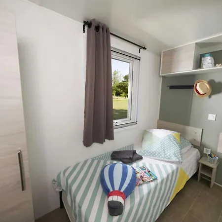 - Parc Aquatique - Ccagehb Campingplatz Saint-Michel-Chef-Chef