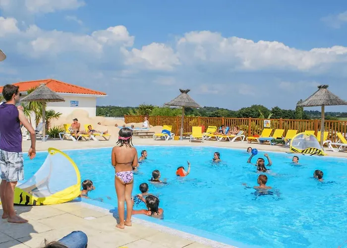 - Parc Aquatique - Ccagehb Saint-Michel-Chef-Chef