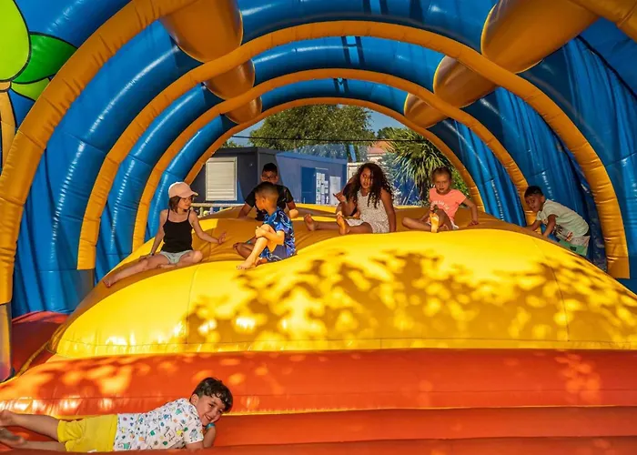 - Parc Aquatique - Ccagehb * Saint-Michel-Chef-Chef