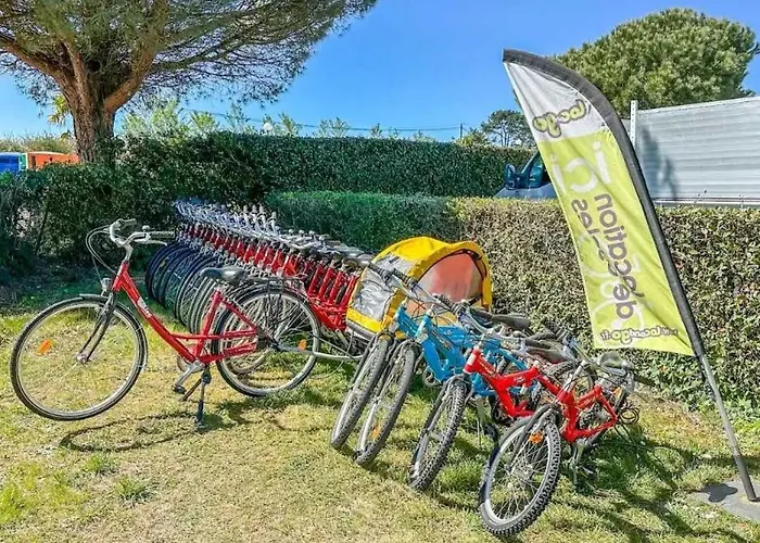 - Parc Aquatique - Ccagehb Campingplatz Saint-Michel-Chef-Chef