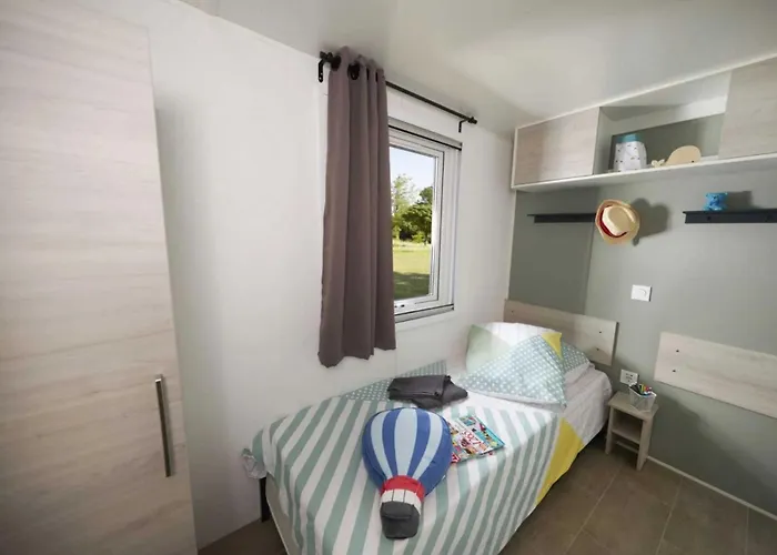 - Parc Aquatique - Ccagehb Campingplatz Saint-Michel-Chef-Chef